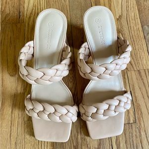 Khaki braided heeled sandals